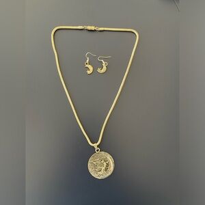 Set earrings and necklace with new moon